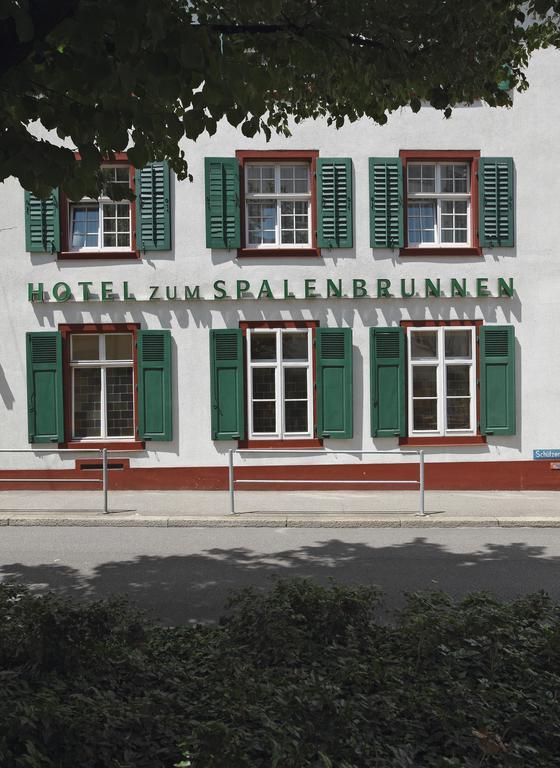 Spalenbrunnen Hotel & Restaurant Basel City Center Bagian luar foto